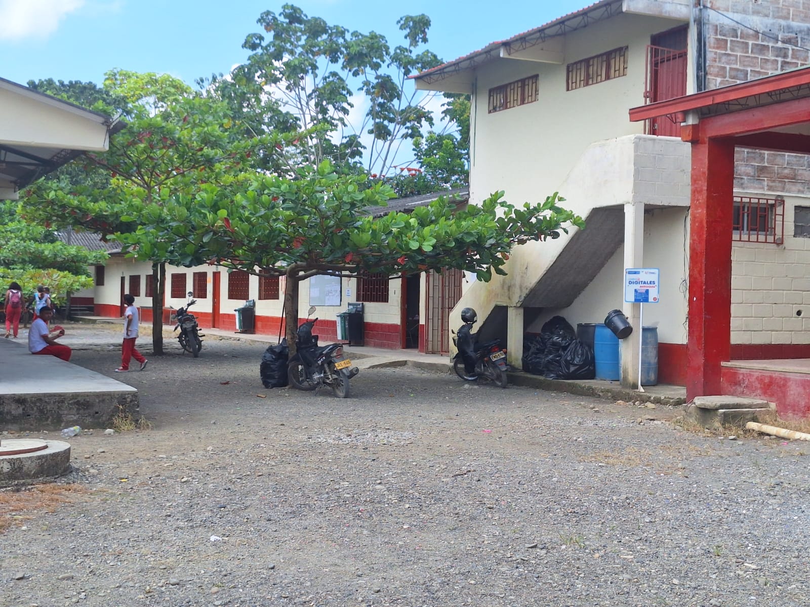 INSTITUCION EDUCATIVA RURAL BARRANQUILLITA
CHIGORODO - ANTIOQUIA